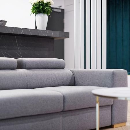 Apartament Delux Poznan Bagian luar foto