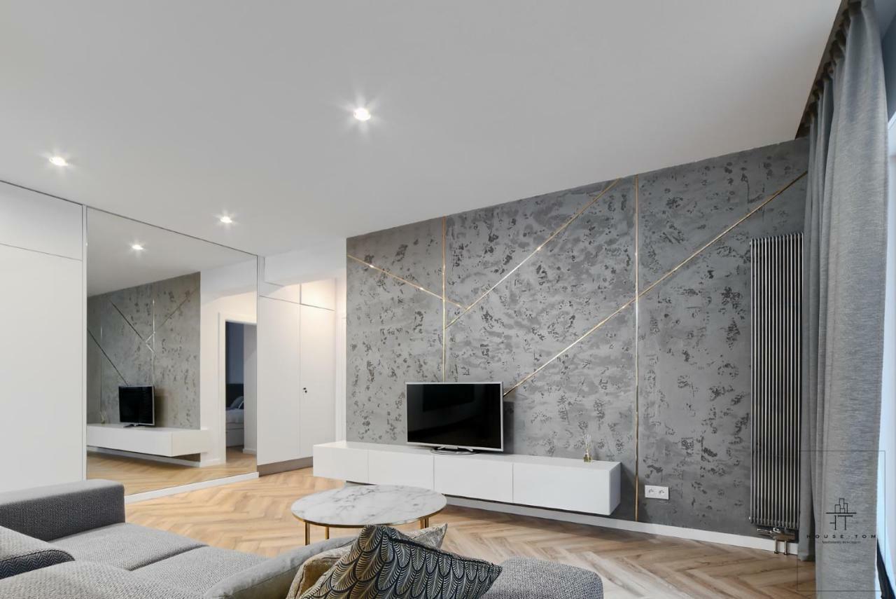 Apartament Delux Poznan Bagian luar foto