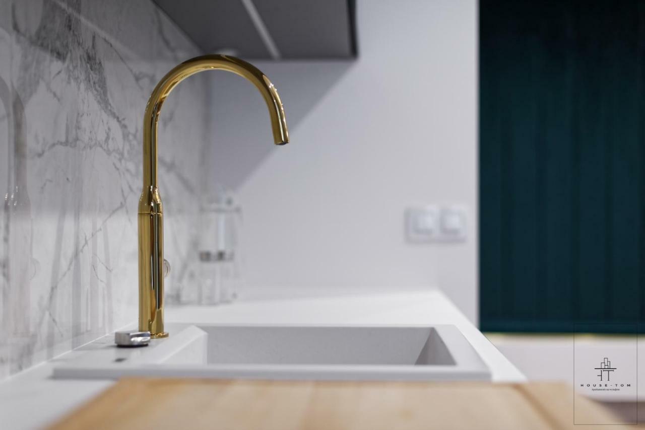 Apartament Delux Poznan Bagian luar foto